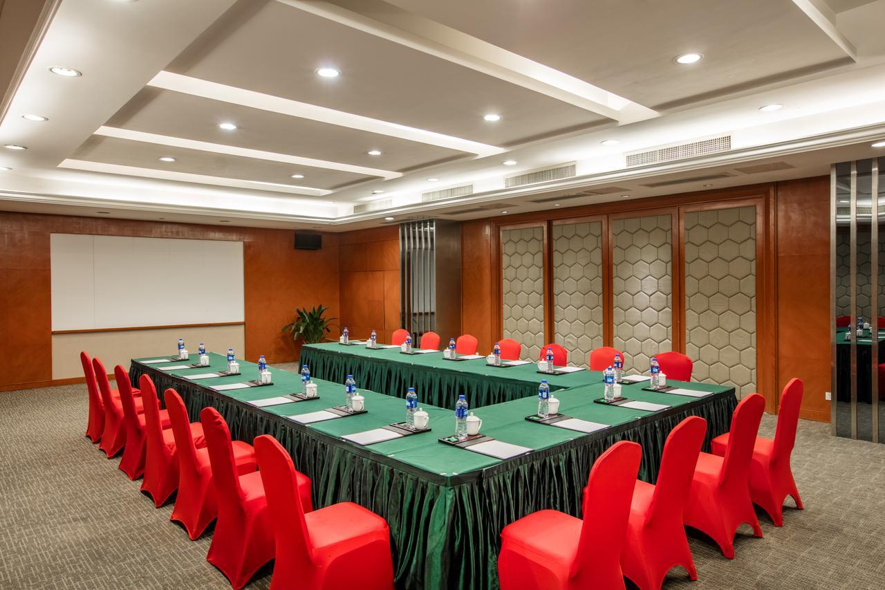 Отель Crowne Plaza Wuhu Номер фото